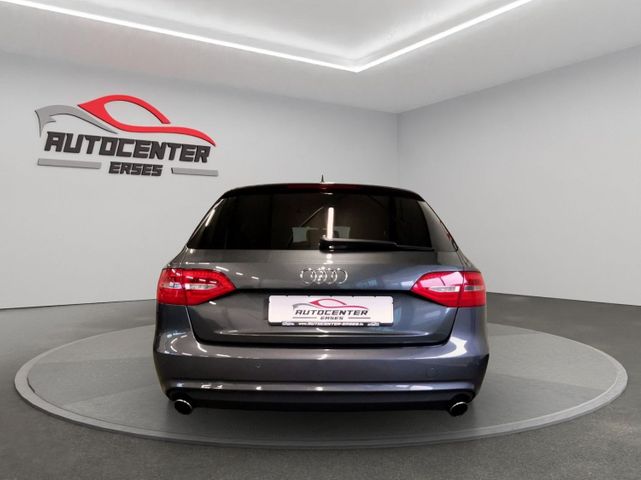 Audi A4 S line Sportpaket-plus quattro Navi PDC19Zoll