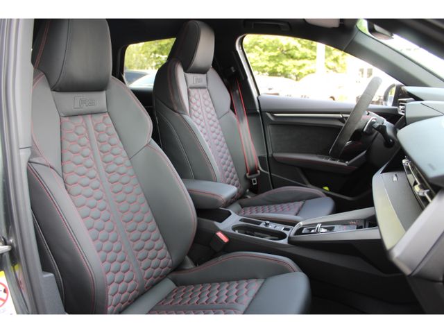 RS3 Sportback  Mtrx*Pano*SpAGA*B&O*Carbon*DesROT