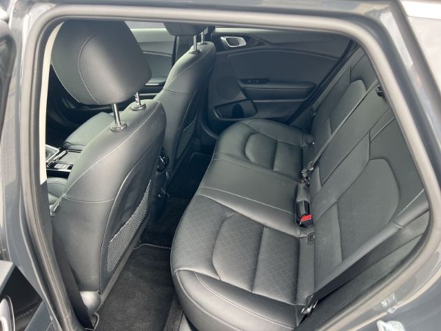 Fahrzeugabbildung Kia Ceed_sw Sportswagon GT Line 1.6 CRDi*8-FACH BERE