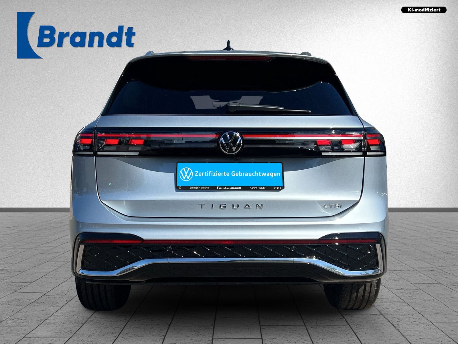 Volkswagen Tiguan 1.5 eTSI R-LINE DSG MATRIX KAMERA HUD AHK foto 5
