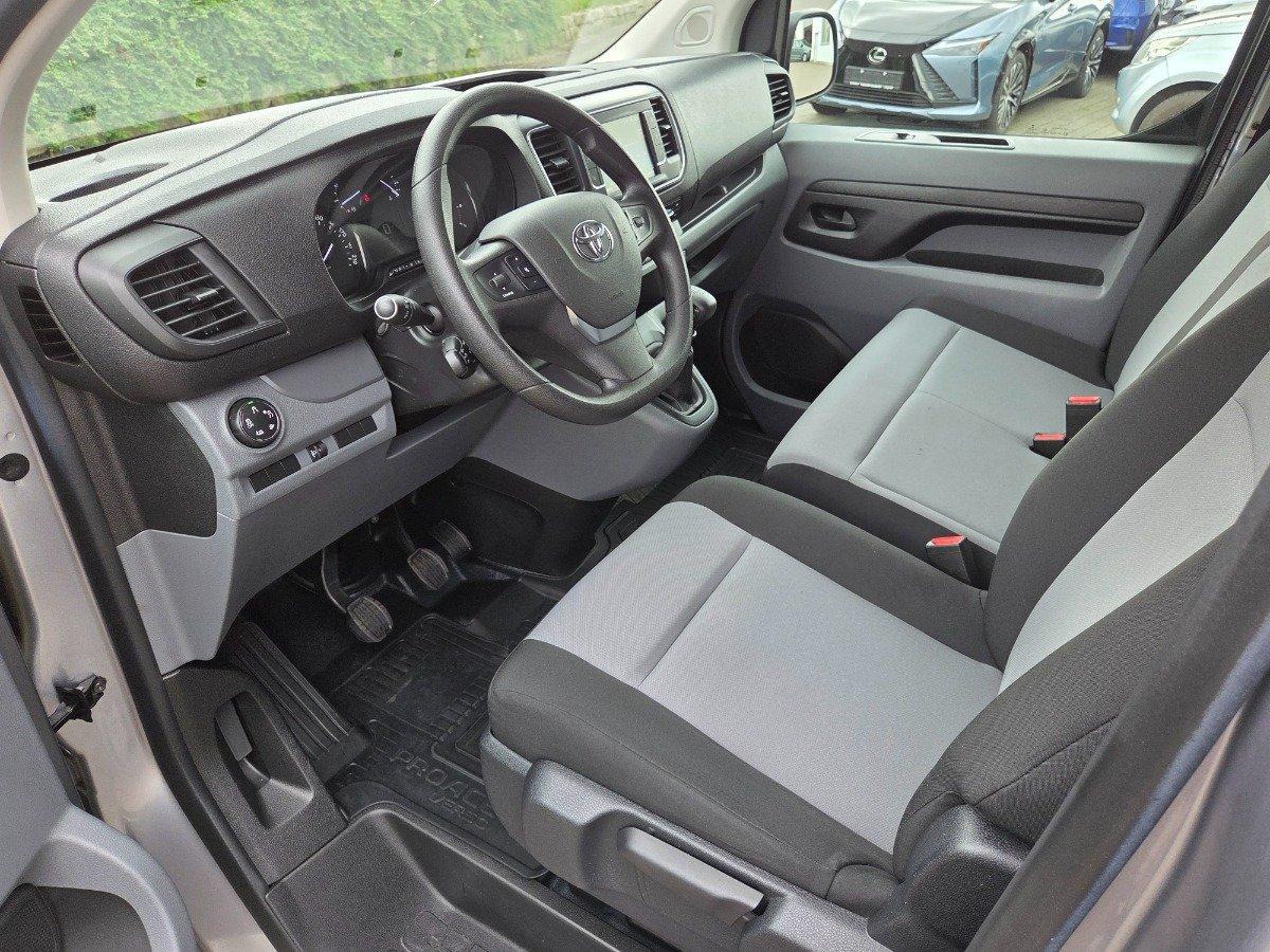 Toyota Proace Kombi 1.5 D L1 Comfort Navi PDC hinten