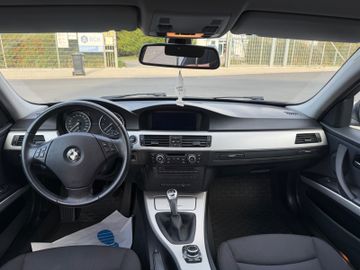 BMW 318 - 9