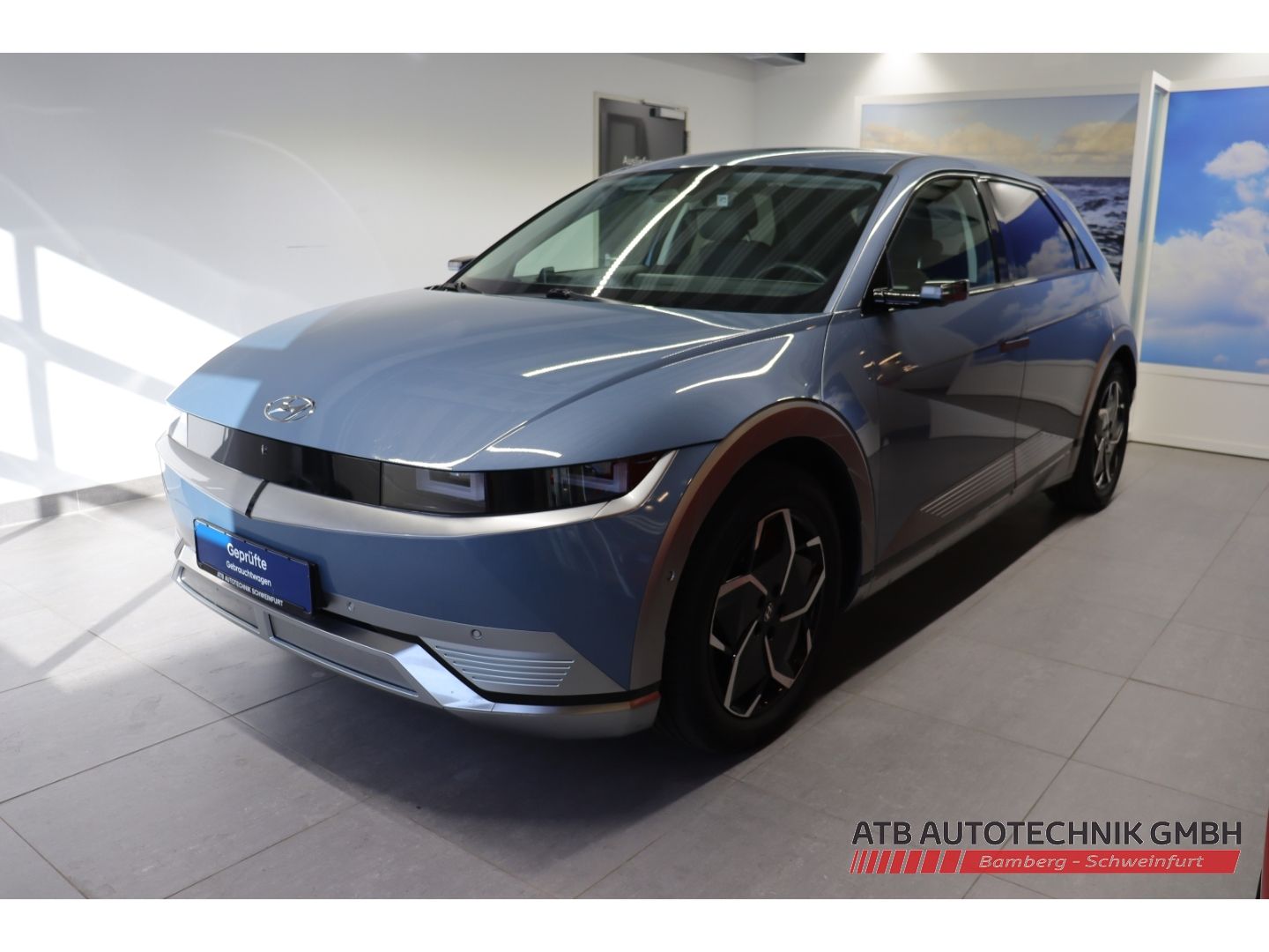 Fahrzeugabbildung Hyundai IONIQ 5 77,4 kWh UNIQ 4WD 97,7% SOH HUD El. Fond