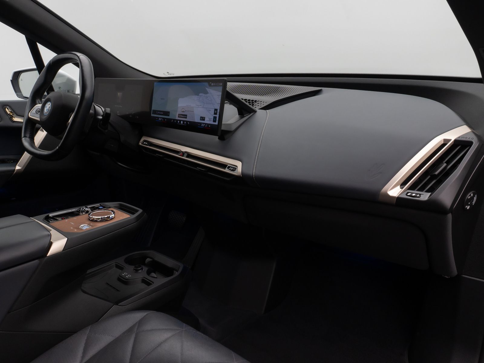Fahrzeugabbildung BMW iX xD40 Sport SkyLounge Laser 360°DAB H/K 22Zoll