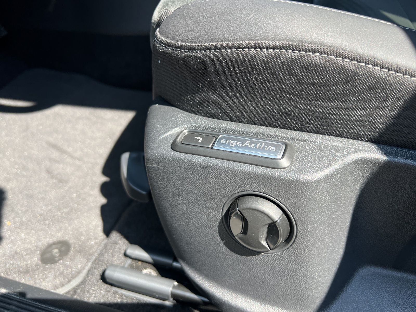 T-Roc Style 1.5 TSI DSG AHK*Navi*ACC*CarPlay