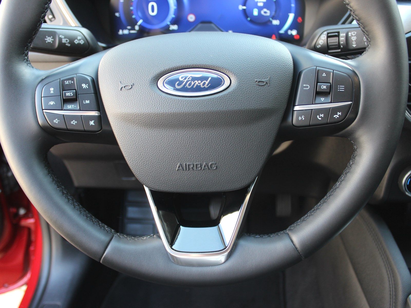 Fahrzeugabbildung Ford Kuga Plug-In Hybrid Titanium X 2,5 Duratec