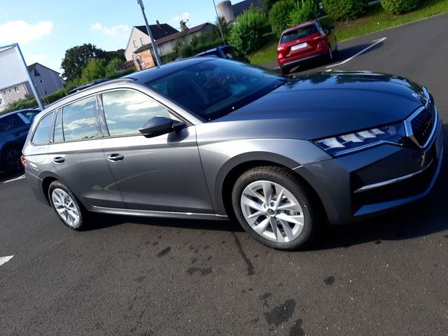 Fahrzeugabbildung Skoda Octavia Combi Selection 2.0TDI DSG PANO Leder