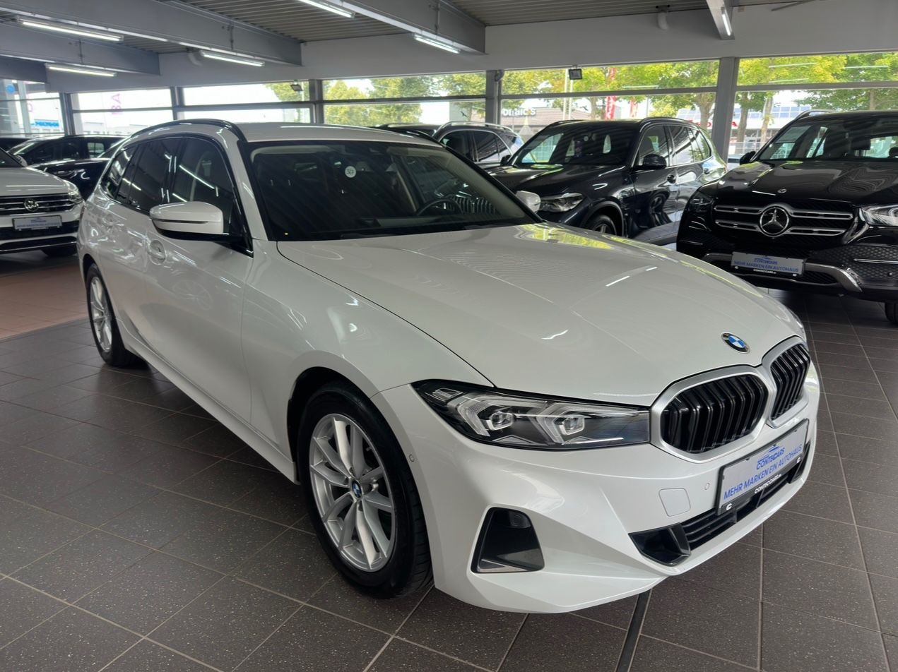 BMW 318d Touring Wenig km + Park Assist + DA Assist foto 2