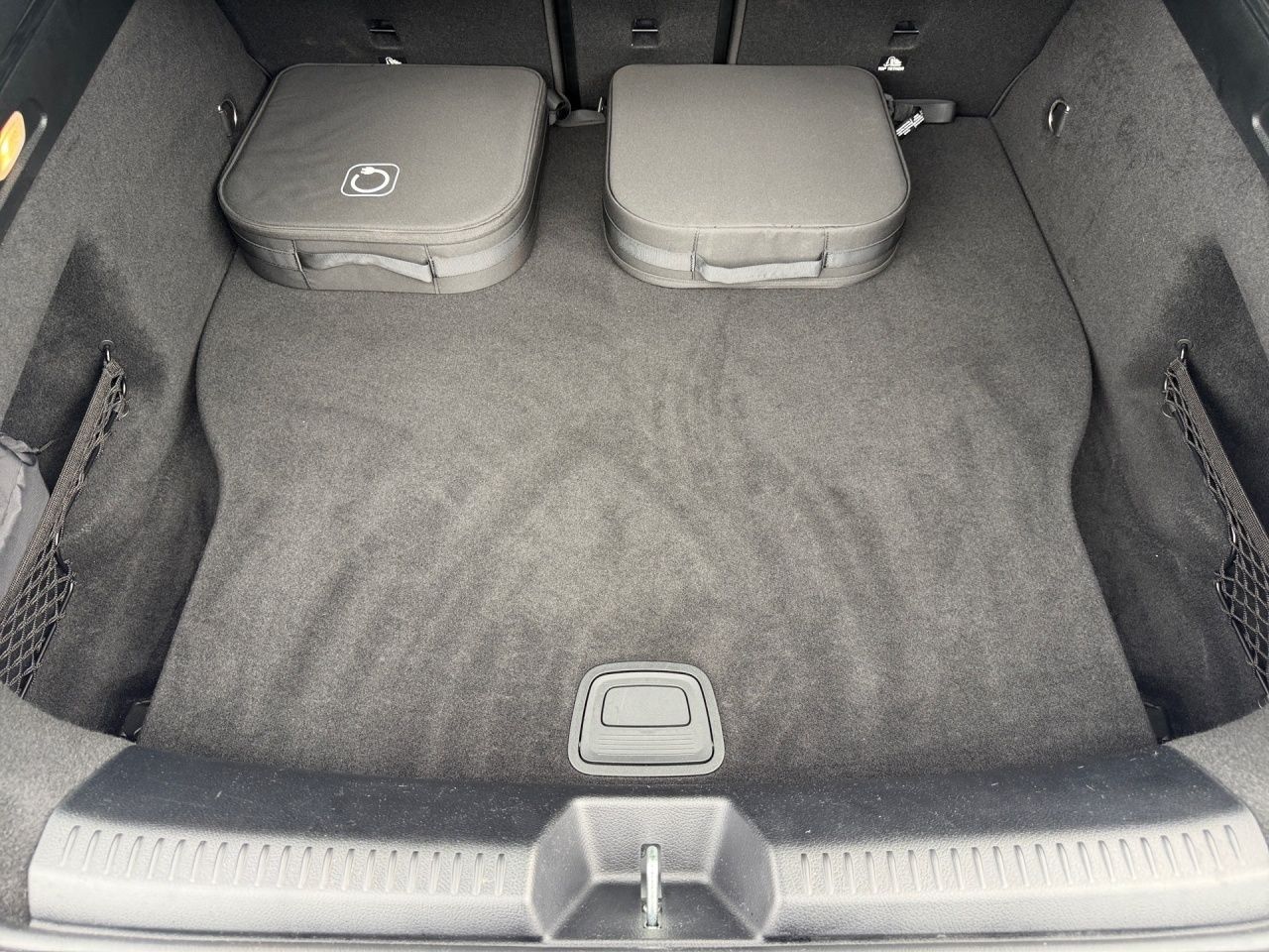 Fahrzeugabbildung Mercedes-Benz CLA 250 e SB AMG+AHK+NIGHT+PANO+360°+LED+