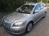 Toyota Avensis - Toyota Avensis in Osnabrück