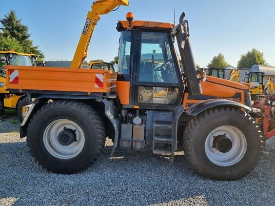 JCB Fastrac 2140 4 WS Kommunal