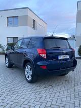 Toyota RAV4 2.2l Diesel - Toyota RAV 4 in Bochum