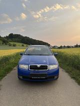 Skoda Fabia Combi | TÜV neu - Skoda Fabia aus 2001: Kombi