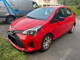 Toyota Yaris Klimaanlage Multifunktionslenkrad   - Toyota Yaris Gebrauchtwagen in Mainz