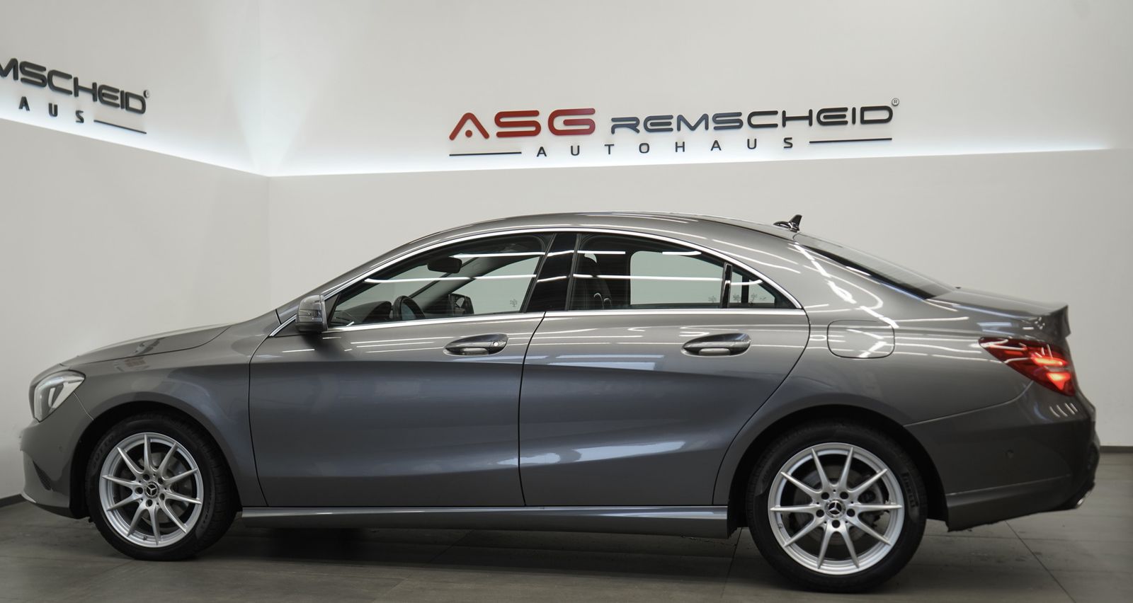 Mercedes Benz Cla 200