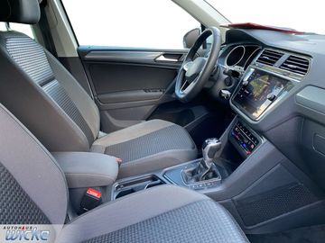 Volkswagen Tiguan - 11