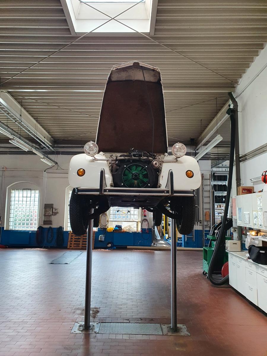 Citroën 2 CV6+UNRESTAURIERTER ORIGINALZUSTAND+1. CHASSIS