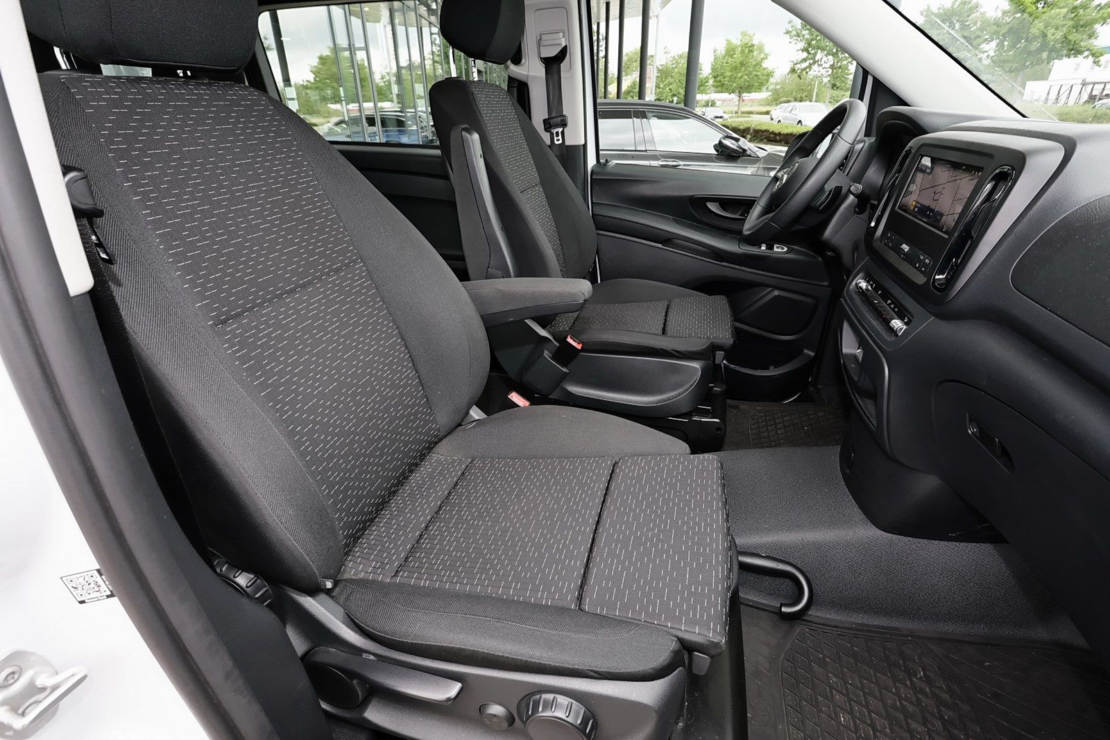 Mercedes-Benz Vito 114 CDI Tourer PRO Lang STlinks Smartph DAB foto 3