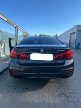 BMW M550i xDrive/B&W/HUD/unfallfrei/VTG neu - BMW M-Modelle in München