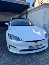 Tesla Model S Plaid - Tesla Model S: Plaid