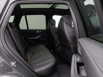 2023 BMW X5 M — миниатюра 26