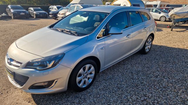 Opel Astra J Sports Tourer Exklusiv,