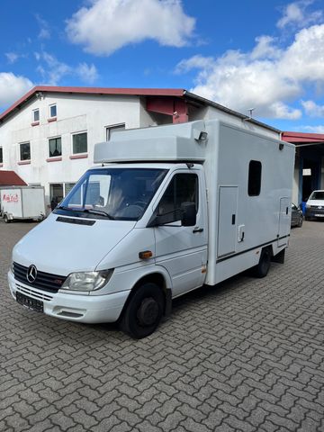 Mercedes-Benz 904 Wohnmobil Werkstattwagen Krankenwagen