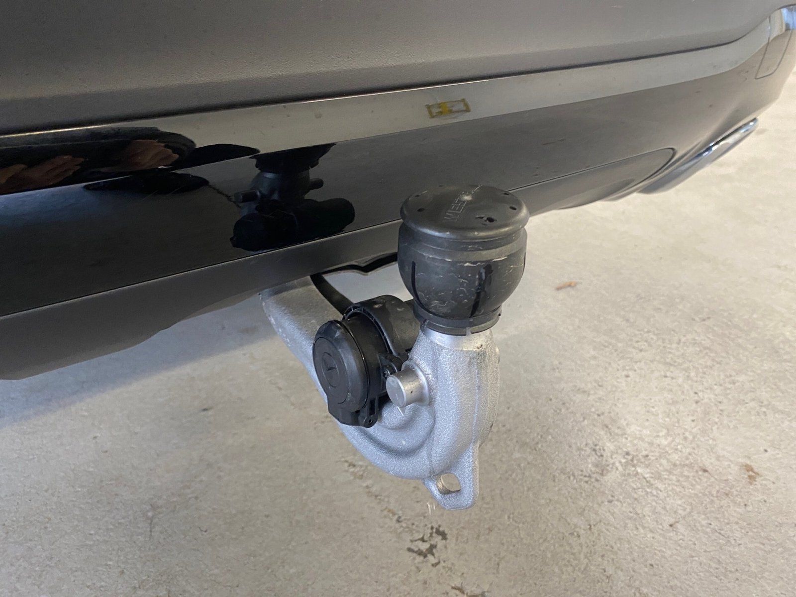 Fahrzeugabbildung Mercedes-Benz GLB 220 d 4M Progressive*AHK*Pano*Totwin*LED*Kam