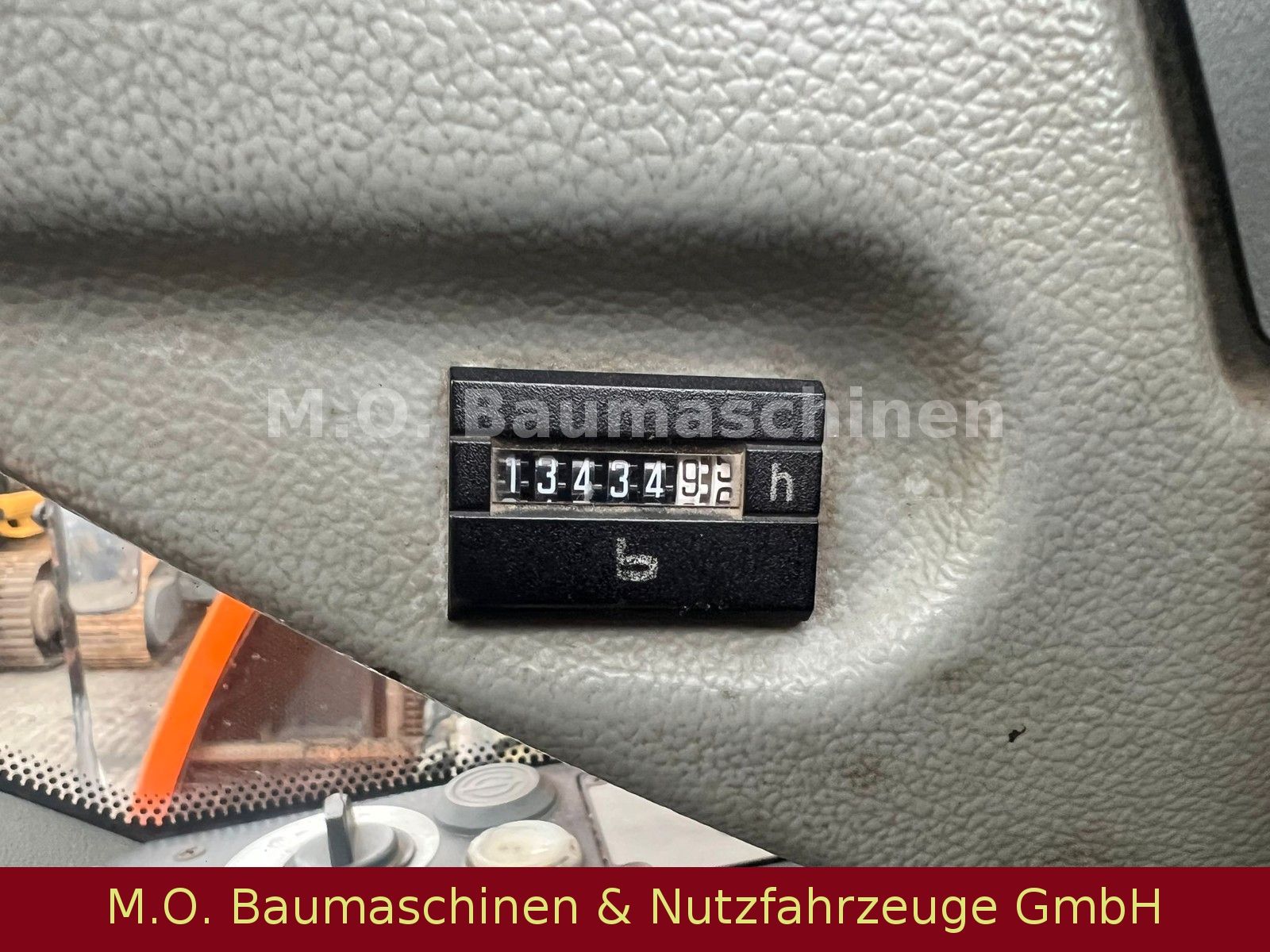 Fahrzeugabbildung Liebherr A914 COMPACT LITRONIC 14T