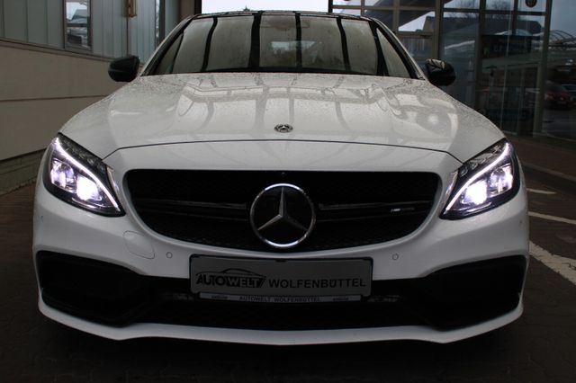 Mercedes-Benz C 63 AMG Performance Sitze/MOTORSCHADEN!