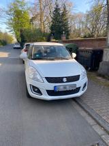 Suzuki Swift 1.2 - 94PS - EZ 09.2014 - 108.500km - Suzuki Swift Gebrauchtwagen in Köln