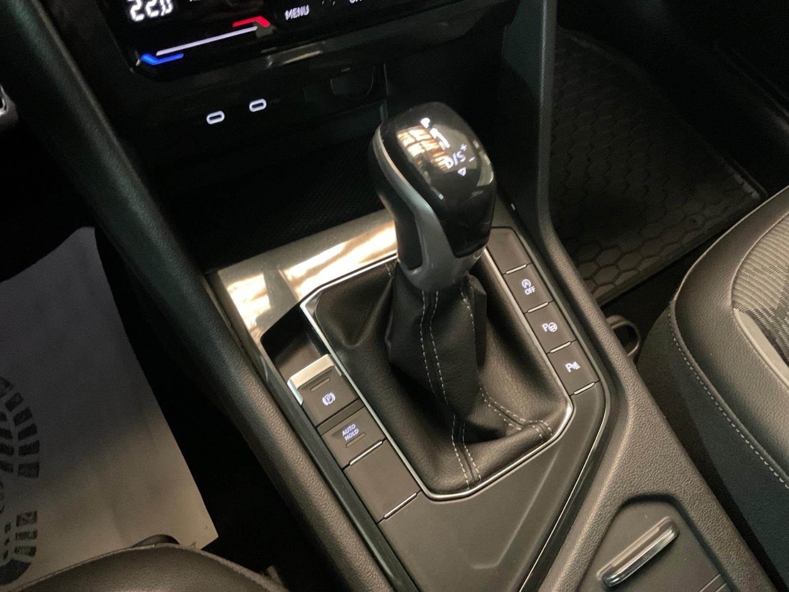 Volkswagen Tiguan R-Line, Navi, Kamera, ACC, SH, TÜV 08/28, миниатюра 12