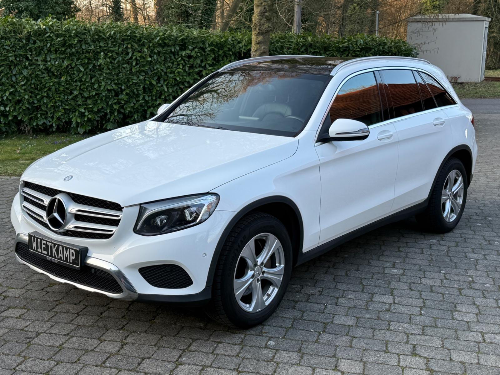 Mercedes-Benz GLC 220 d 4M Pano/LED/Nav/AHK/Exklusiv