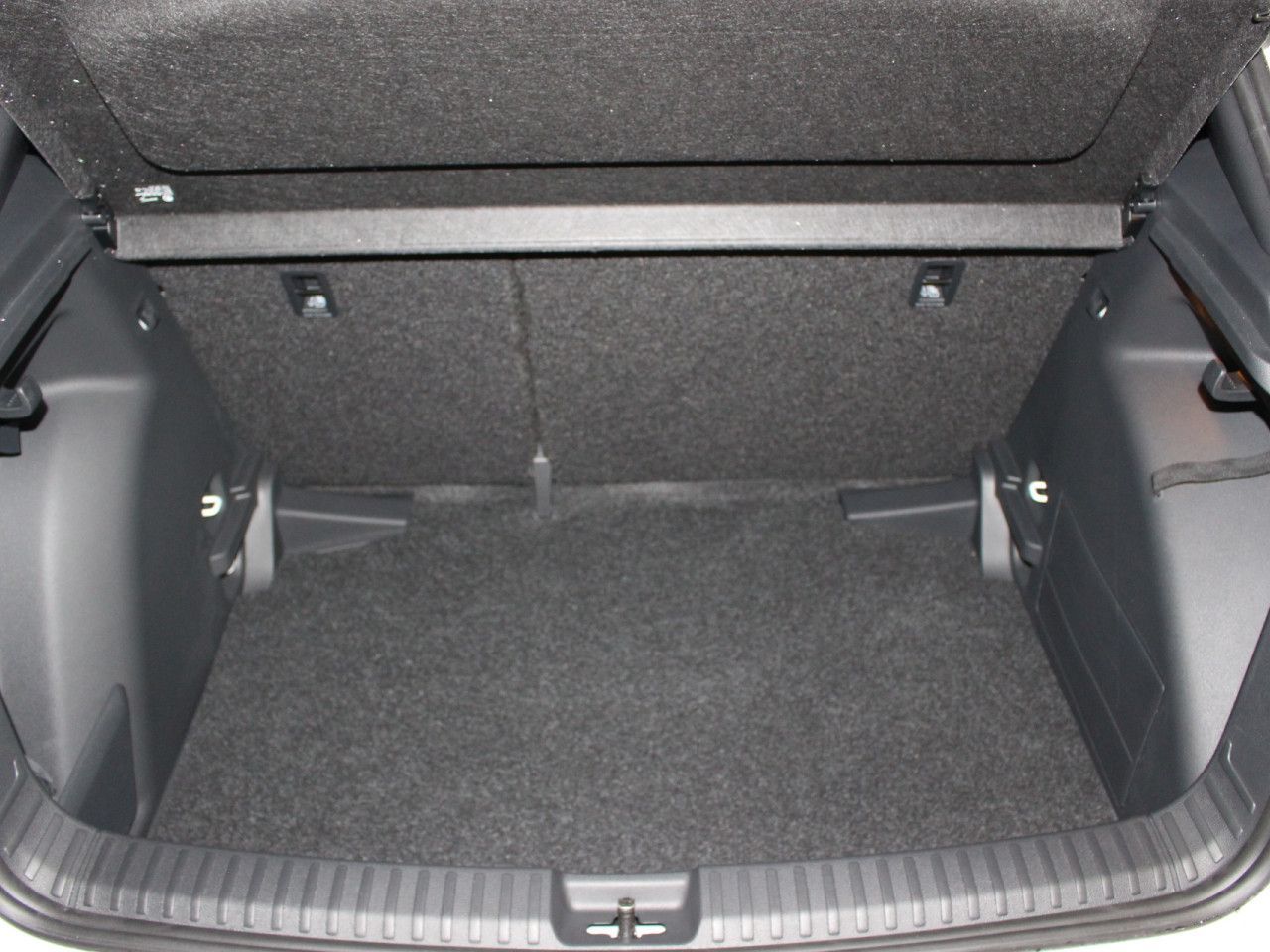 Fahrzeugabbildung SKODA Fabia 1.0 TSI Monte Carlo LED/APP/CAM