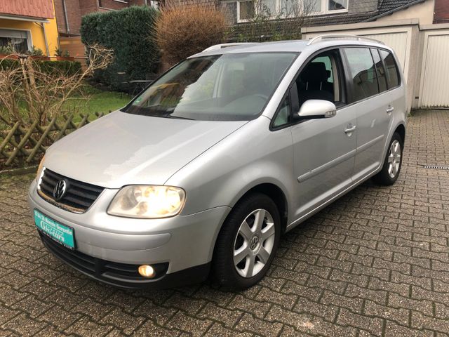 Volkswagen Touran 1.6 Trendline, mit Klima