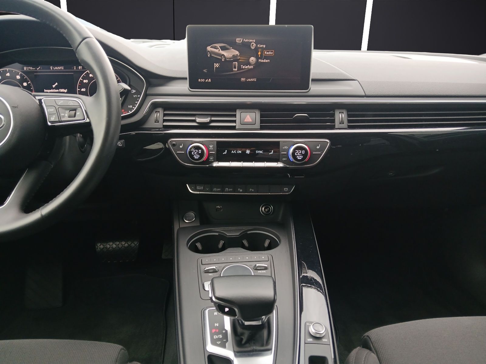Fahrzeugabbildung Audi A4 TFSI sport S-Line-Black LED AHK Navi AVC ACC