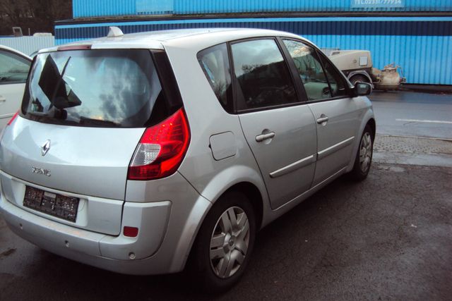 Renault Scenic II Exception--1.9 Diesel --134000Km