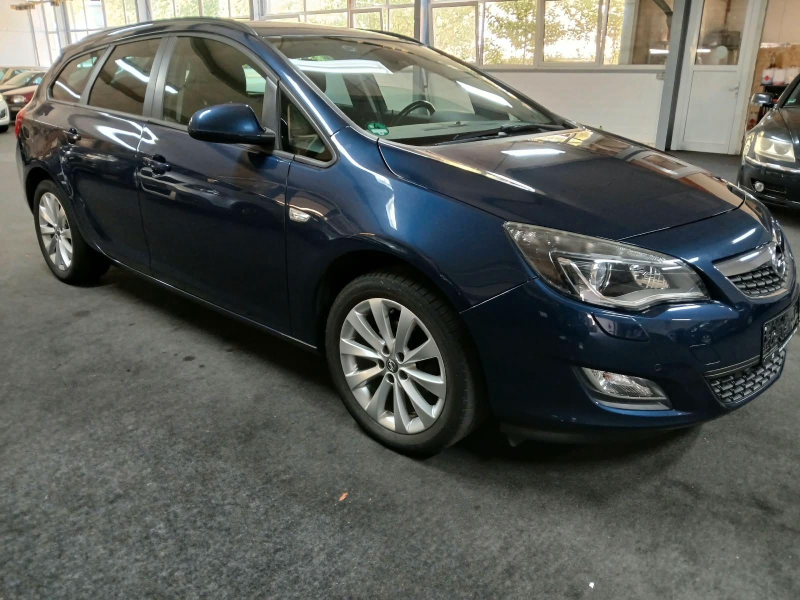 Opel Astra 2012 — двигун 1.364 cm³, 140 HP (103kW)