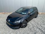 Volkswagen GOLF VII LIM. EDITION ACC 1.HAND LEDER ALCANTARA - Volkswagen Golf: V Edition