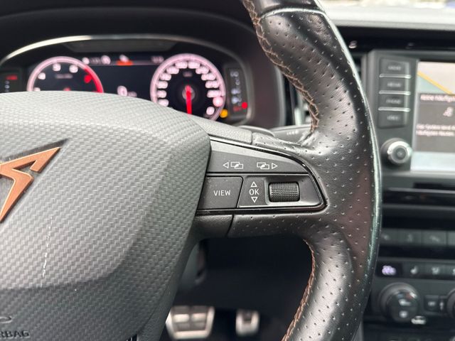 Ateca 4Drive *AHK-klappbar Navi Digitales Cockpi