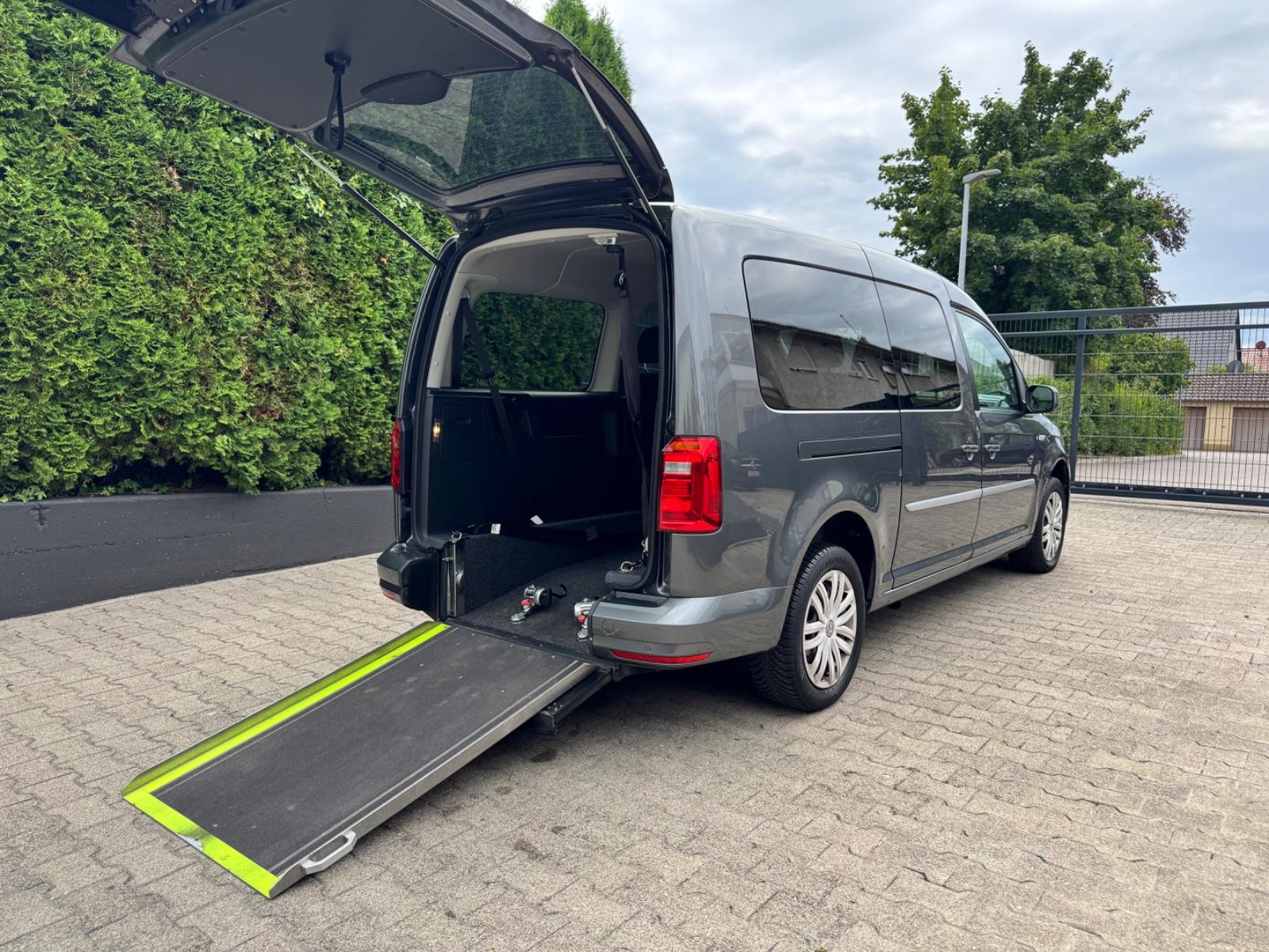 Volkswagen Caddy 2.0 TDI Maxi DSG ROLLSTUHLRAMPE BEHINDER