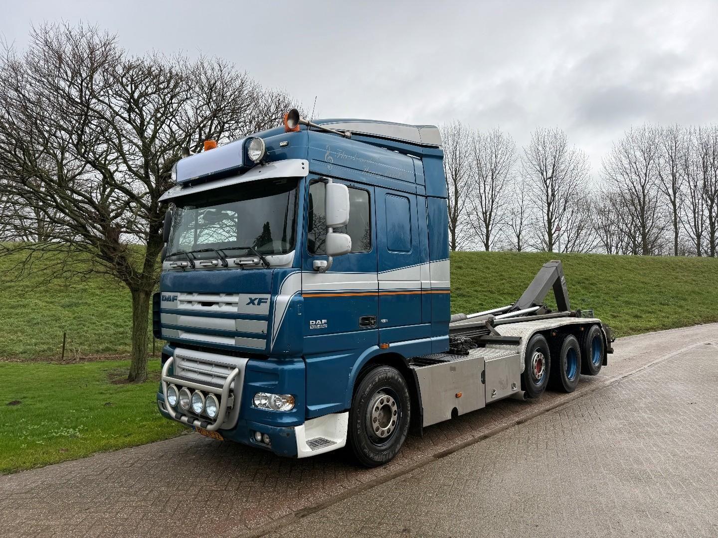 DAF XF 105
