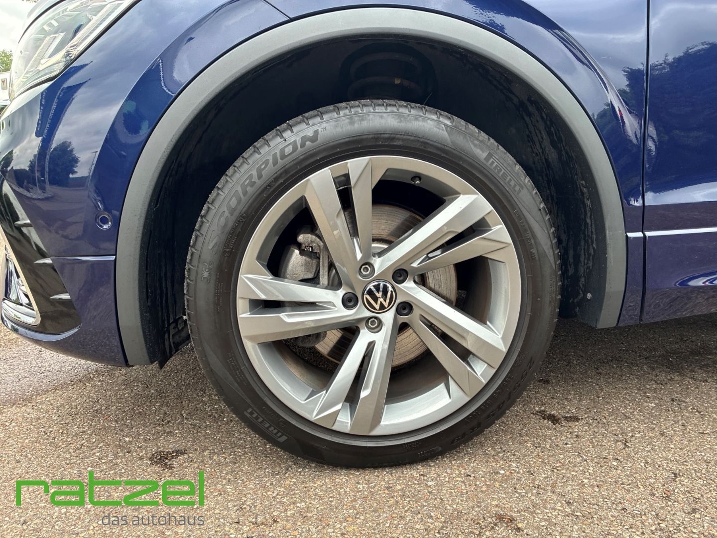 Fahrzeugabbildung Volkswagen Tiguan Allspace 4Motion R-Line 2.0 TDI DSG HUD P