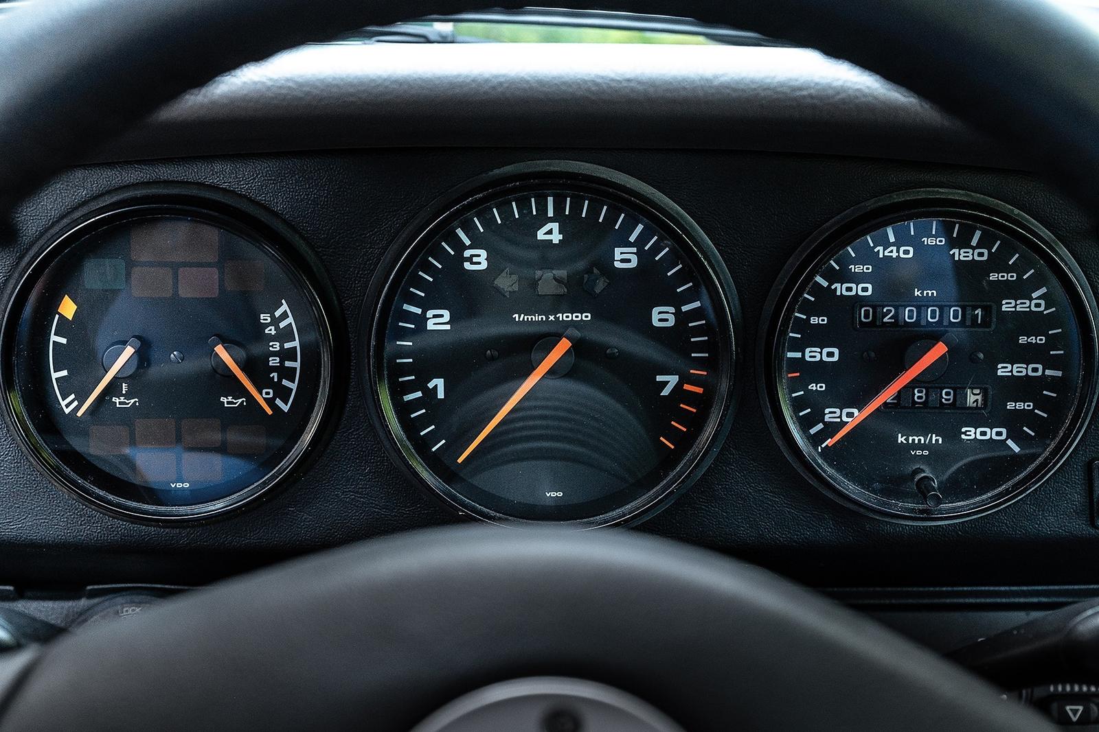 Porsche 993 Carrera 2 RS