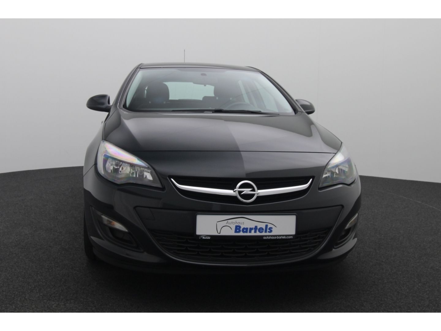 Fahrzeugabbildung Opel Astra 1.4 J Active 2-Zonen-Klimaauto SHZ Ambient