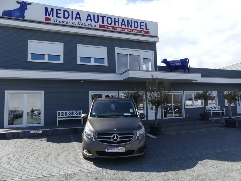 Mercedes-Benz V 250