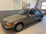 Mercedes-Benz 230E  W124 - gebrauchte Mercedes-Benz 230 aus dem Jahr 1990
