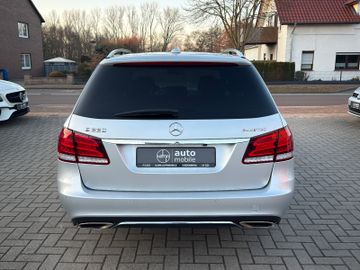 Mercedes E 220 - 4