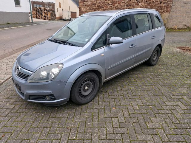 Opel zafira 1,8 7 sitzen tüv 04/2026 benziner