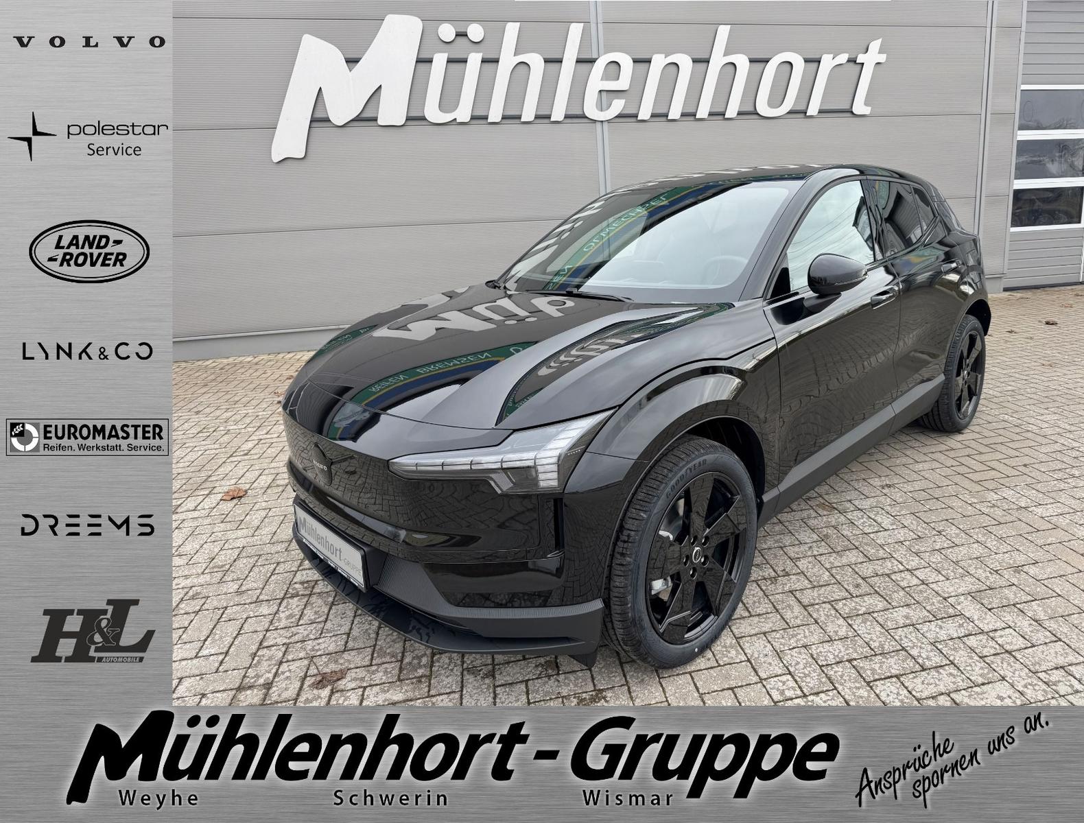 Volvo EX30 Single M Extended Range PLUS -Black Edition